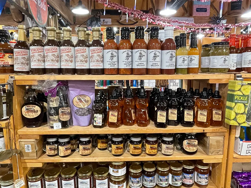 twilliamsburg general store gallery image