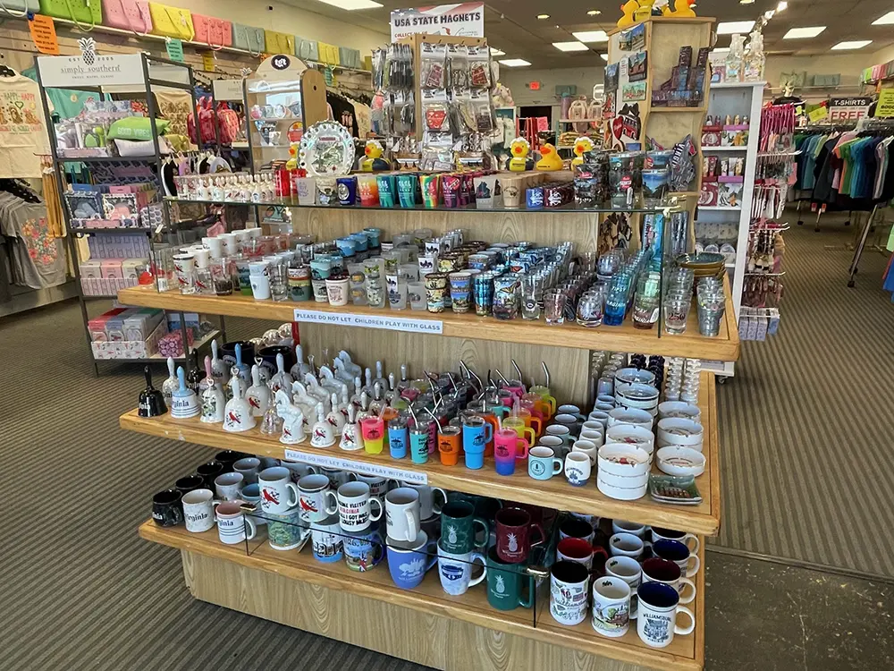 simply williamsburg gallery image