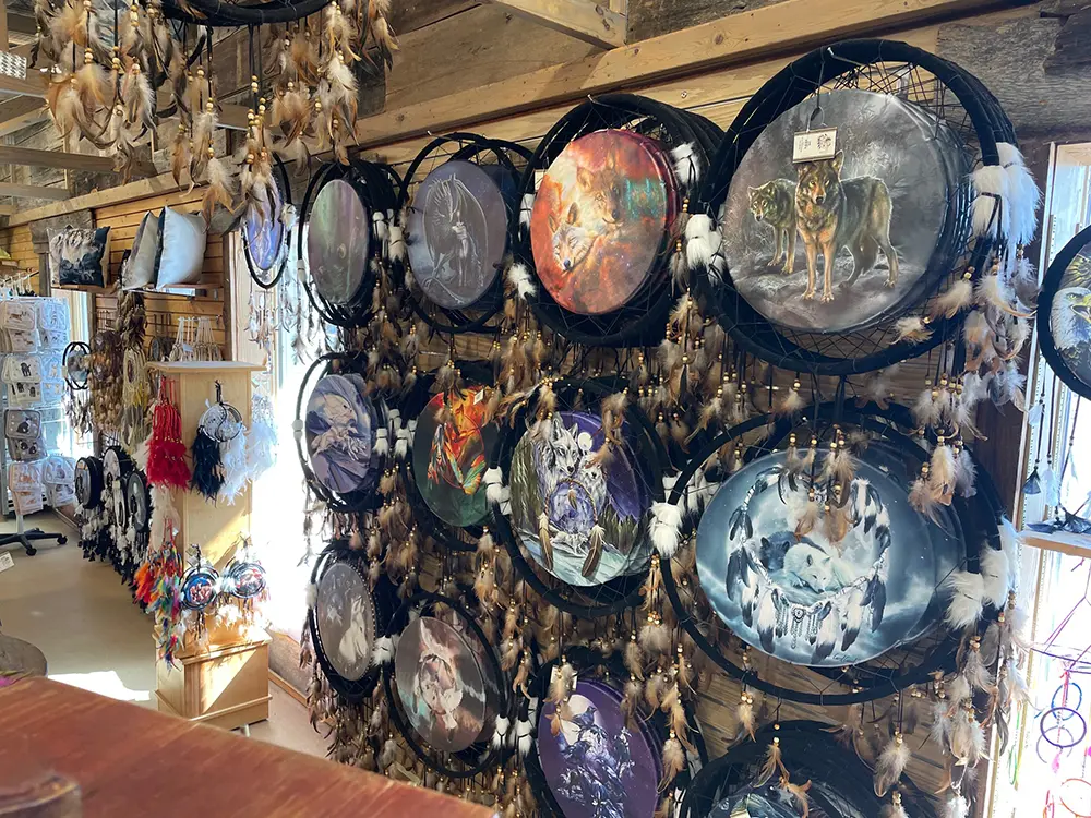 wallaces gallery image