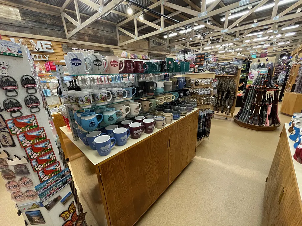 wallaces gallery image