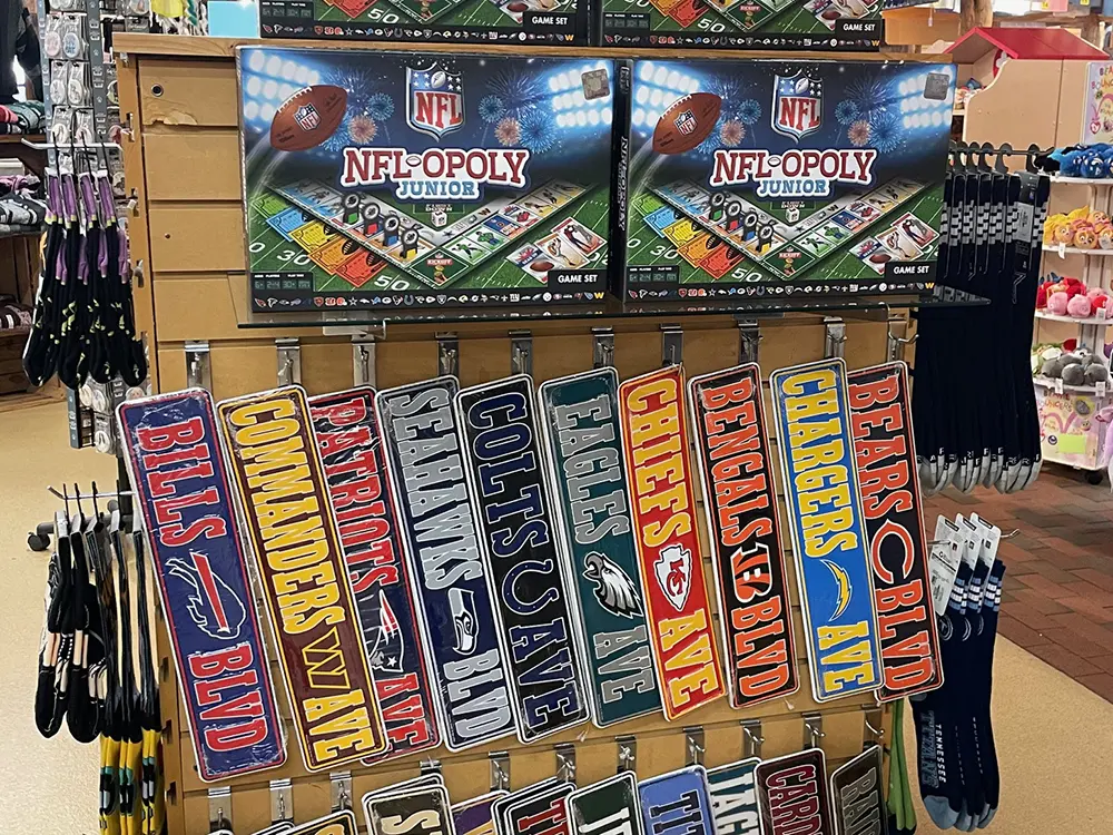 wallaces gallery image