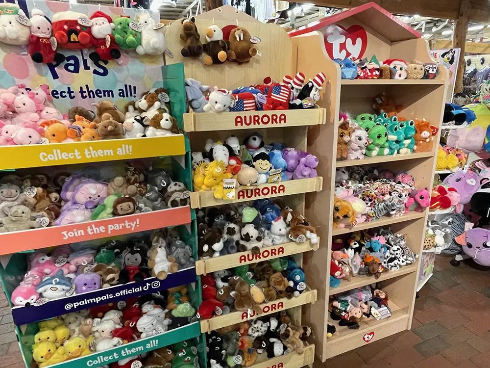 2wallaces gallery image